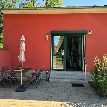 Bed & Breakfast Am Waldguertel Forst  Extérieur photo